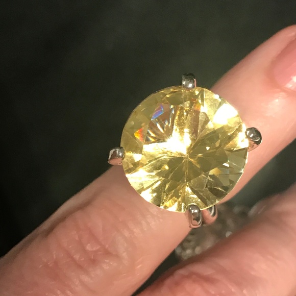 Ralph Lauren Toggle Charm Bracelet Large Canary Diamond Crystal NEW! - Picture 6 of 7